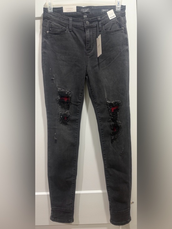 Judy Blue Denim - NWT Judy Blue Black Skinny Jeans with Red Plaid Underlay Accents